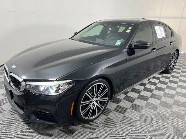 Used 2018 Black BMW 540i image 3