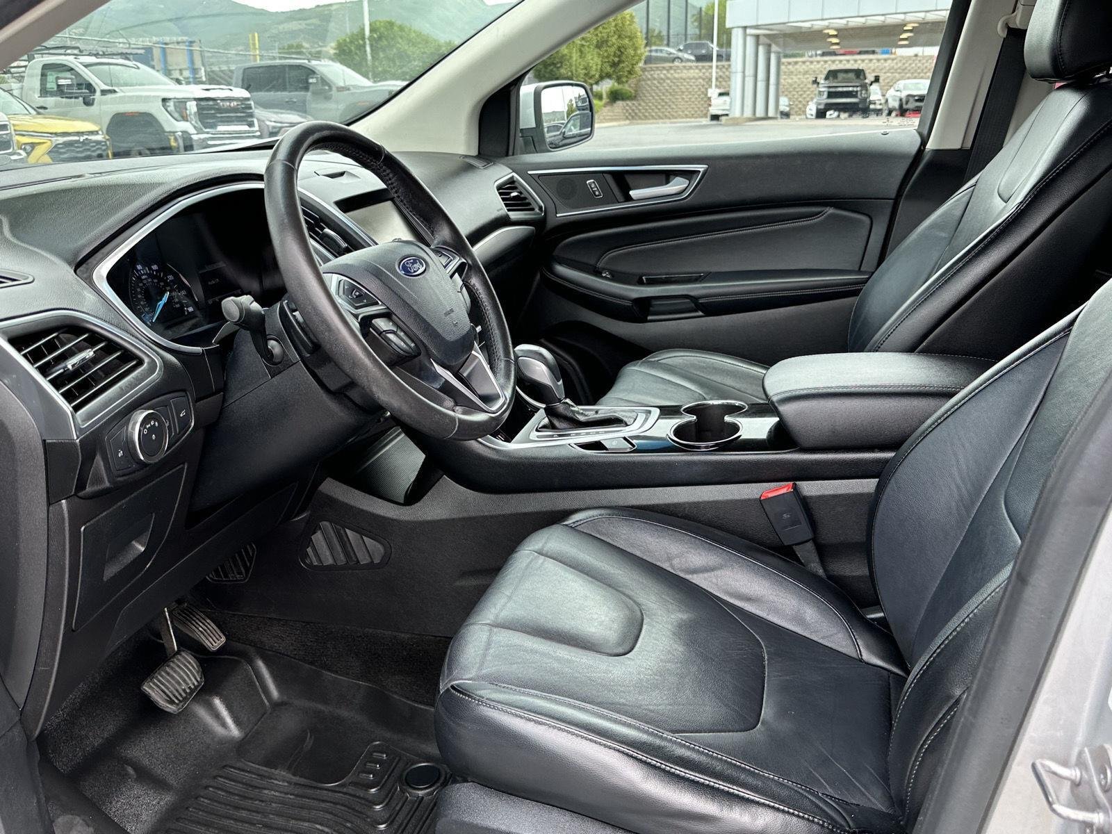 Used 2015 Silver Ford Titanium image 23
