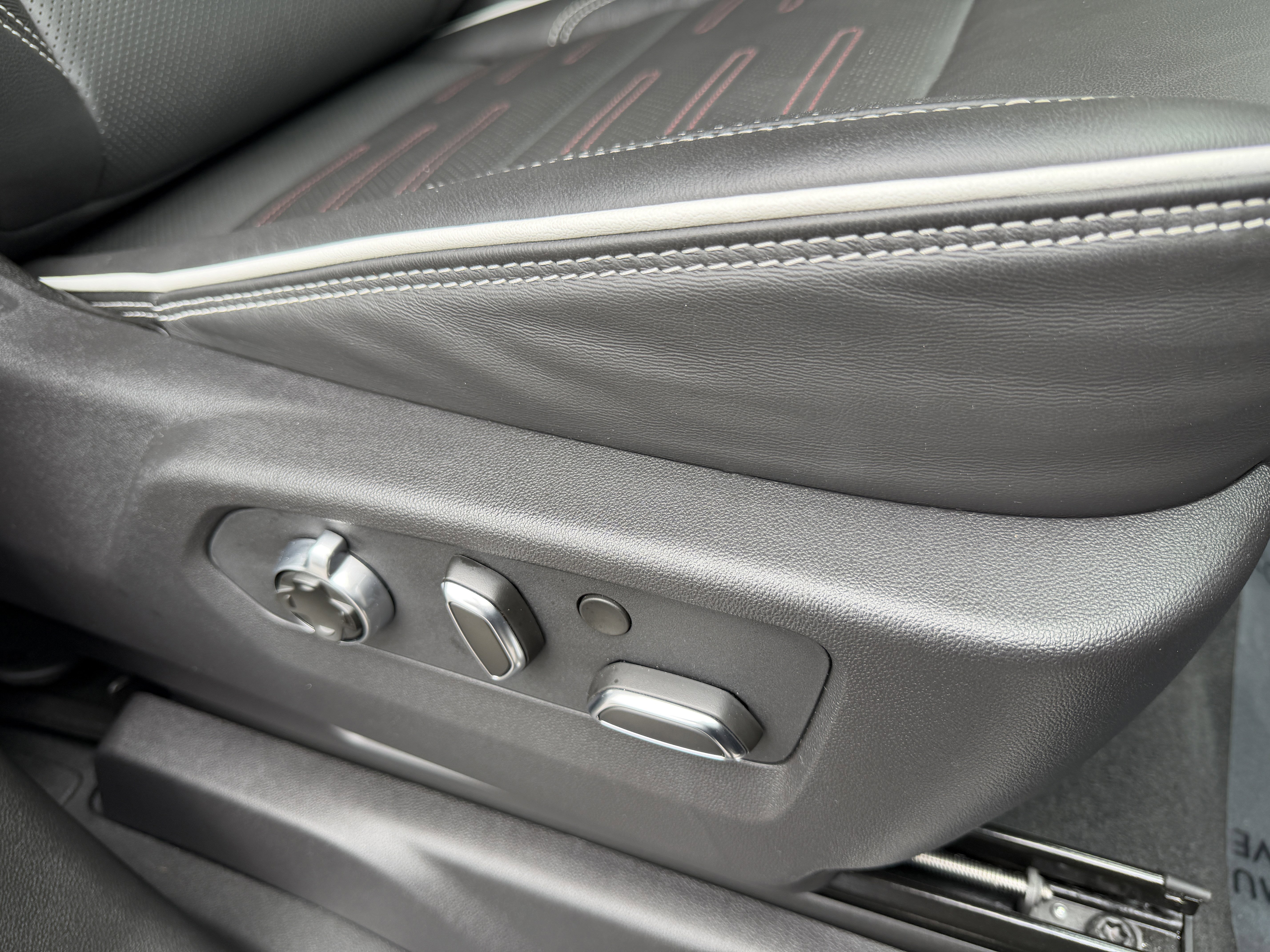 2024 GMC Sierra 1500 AT4X - Photo 26