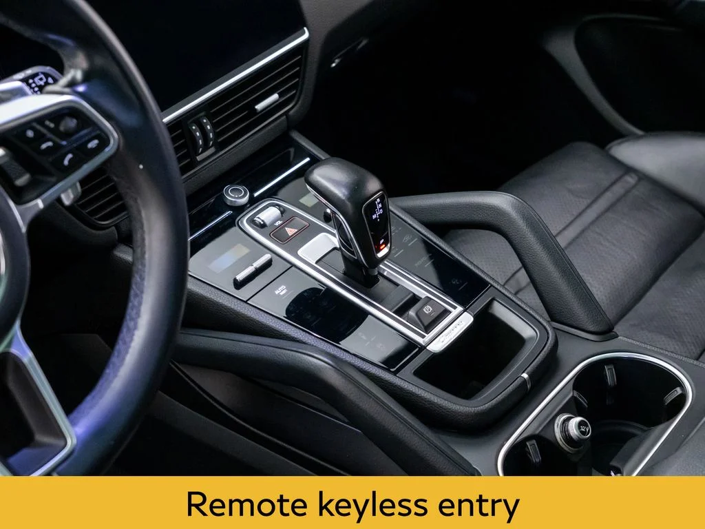 2023 Porsche Cayenne Base - Photo 12