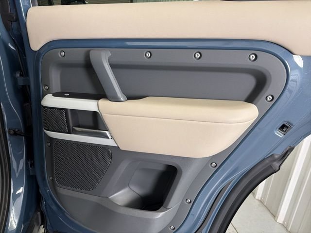 2020 Land Rover Defender SE - Photo 19