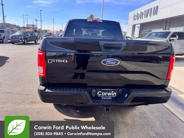 Used 2017 Black Ford XLT image 5