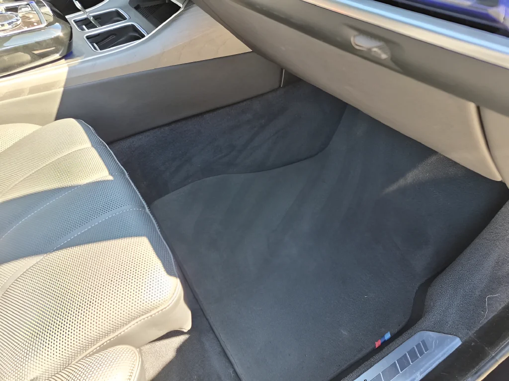 Used 2023 Black BMW 740i image 37