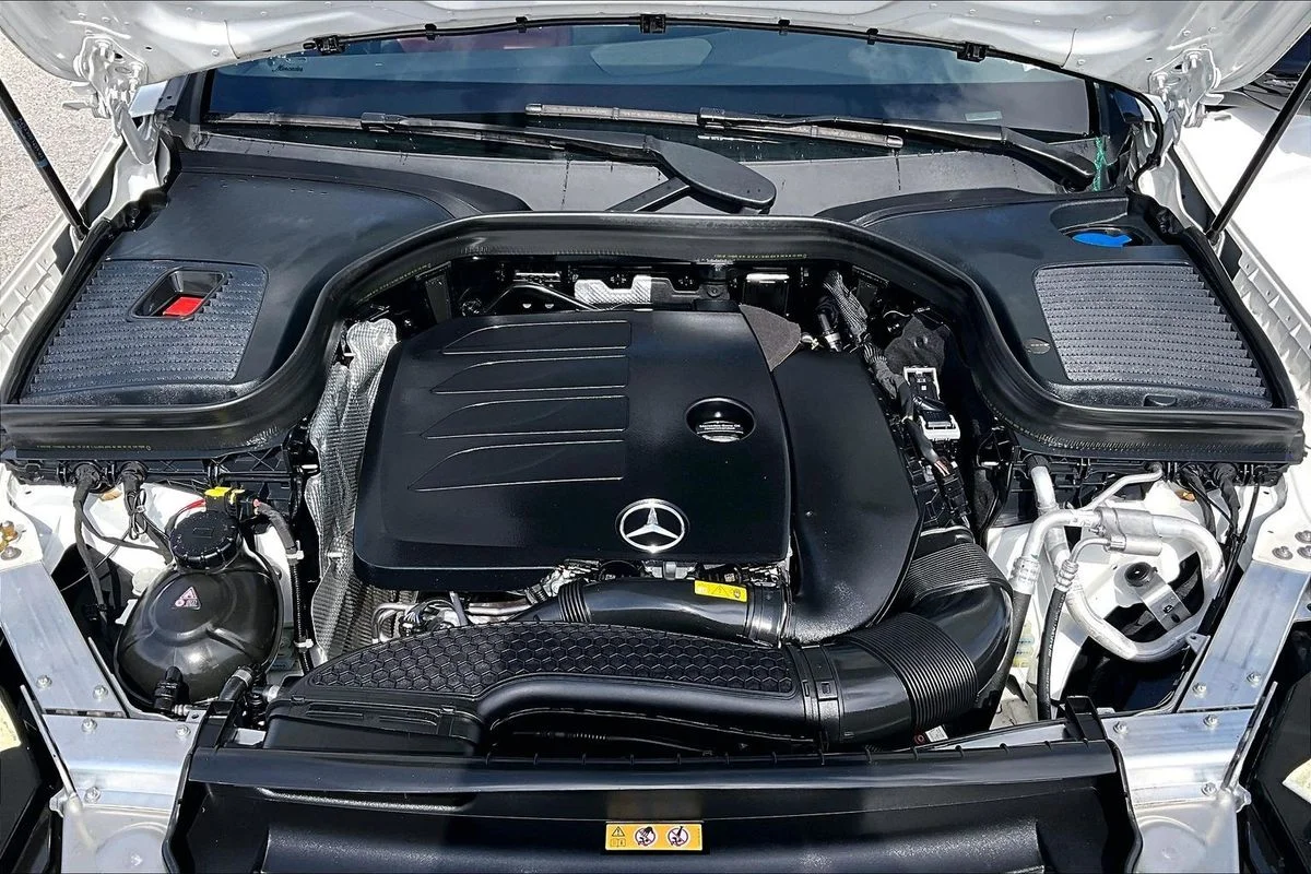 Used 2023 White Mercedes-Benz 4MATIC® Coupe image 32