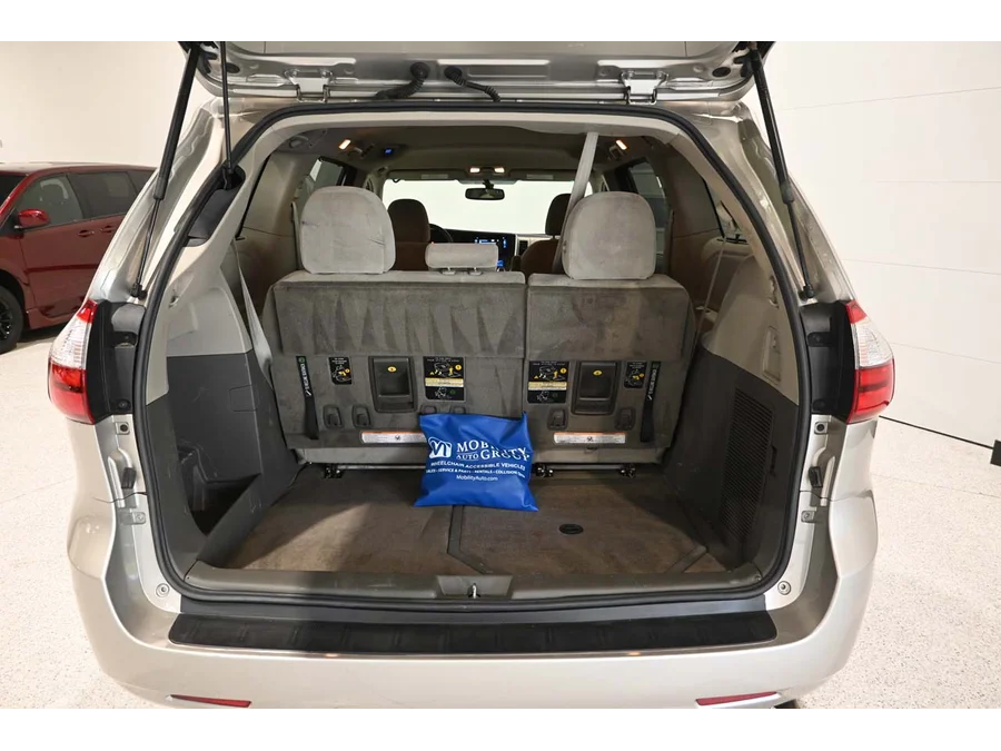 Used 2015 GOLD Toyota LE Mobility Handicap Van image 25