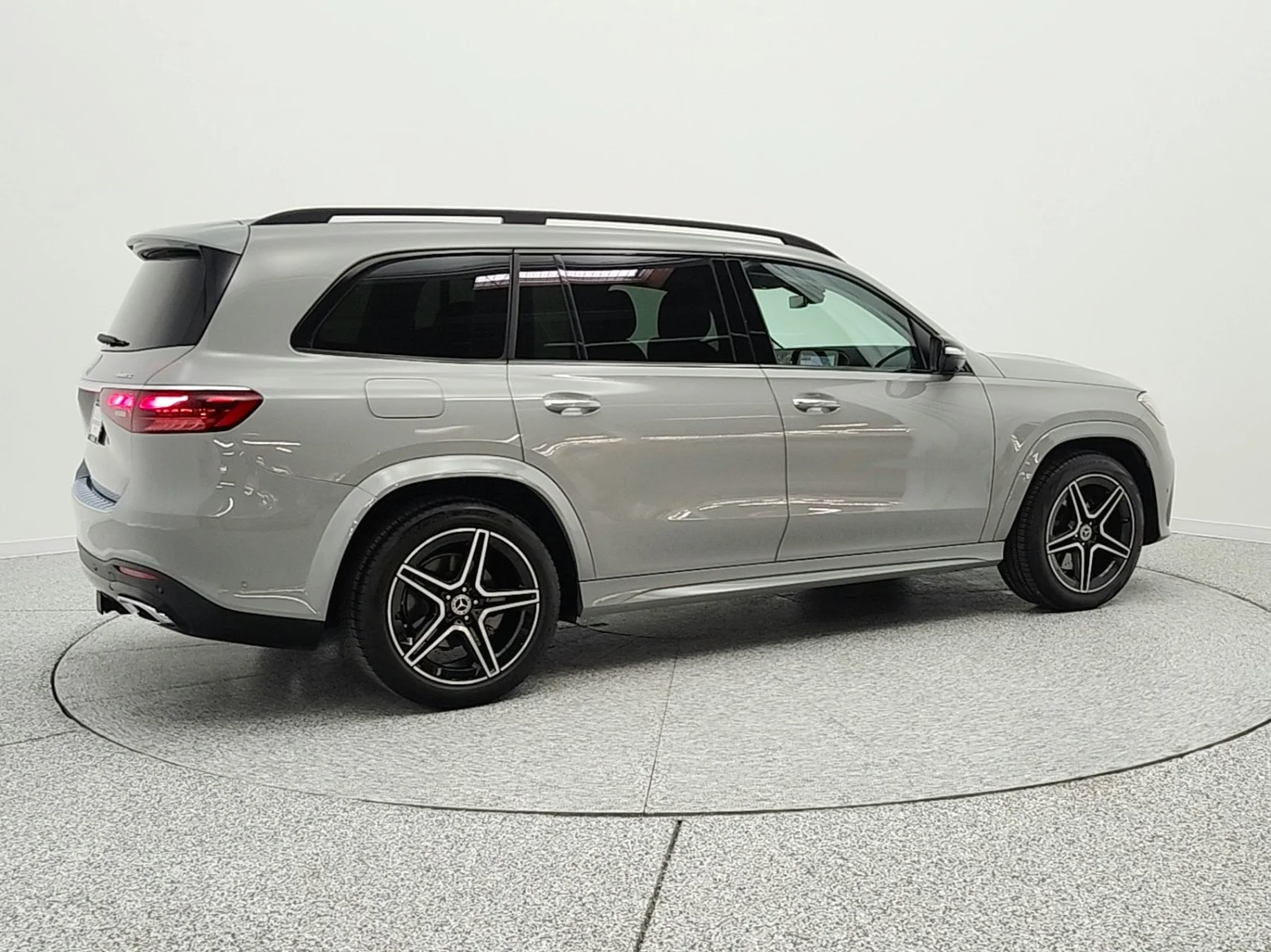 Used 2024 MANUFAKTUR Alpine Grey Mercedes-Benz GLS 450 4MATIC® SUV image 5