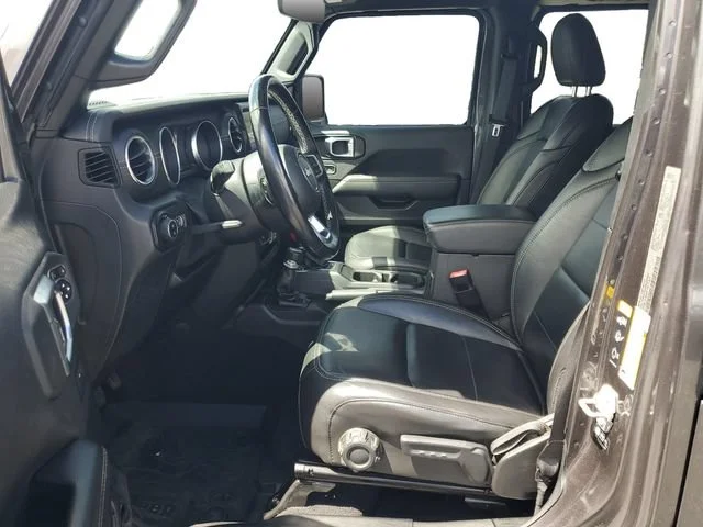 Used 2021 Granite Crystal Metallic Clearcoat Jeep Overland image 9