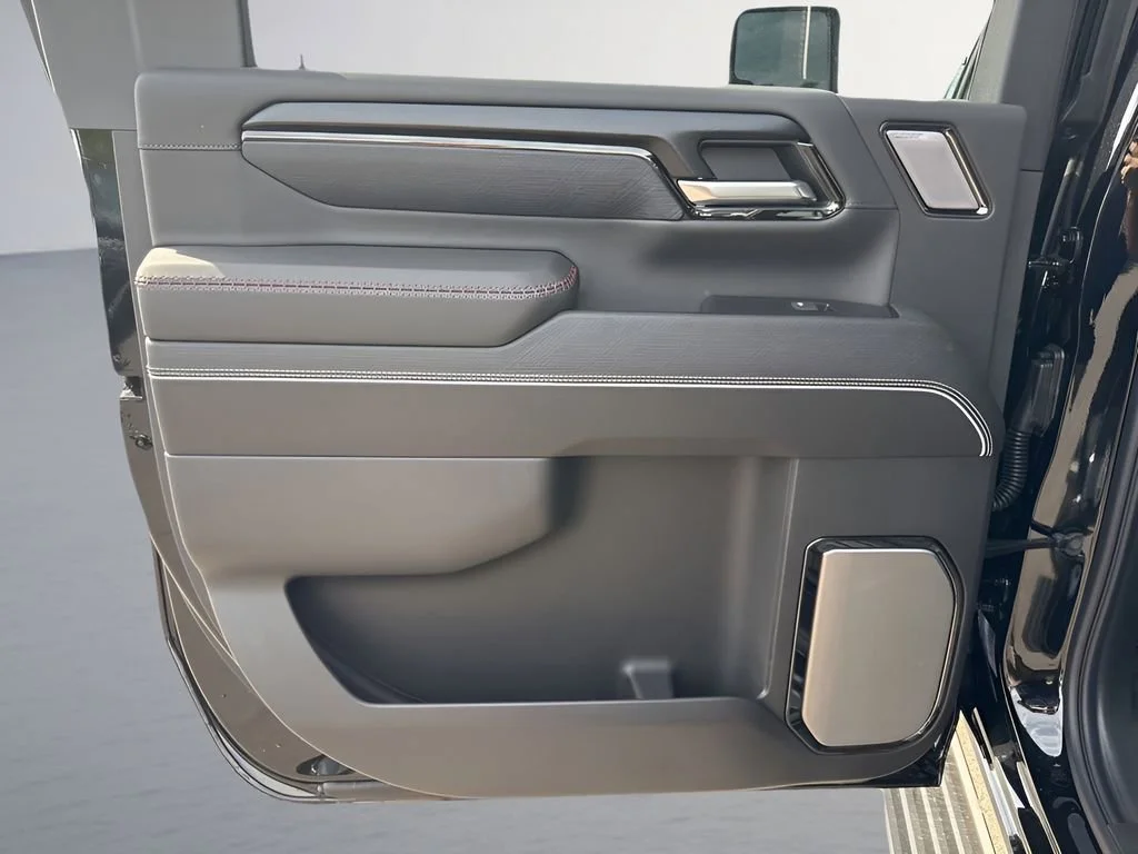 New 2026 Onyx Black GMC AT4X image 32