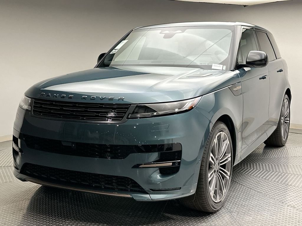 Used 2025 Giola Green Metallic Land Rover Dynamic SE image 1