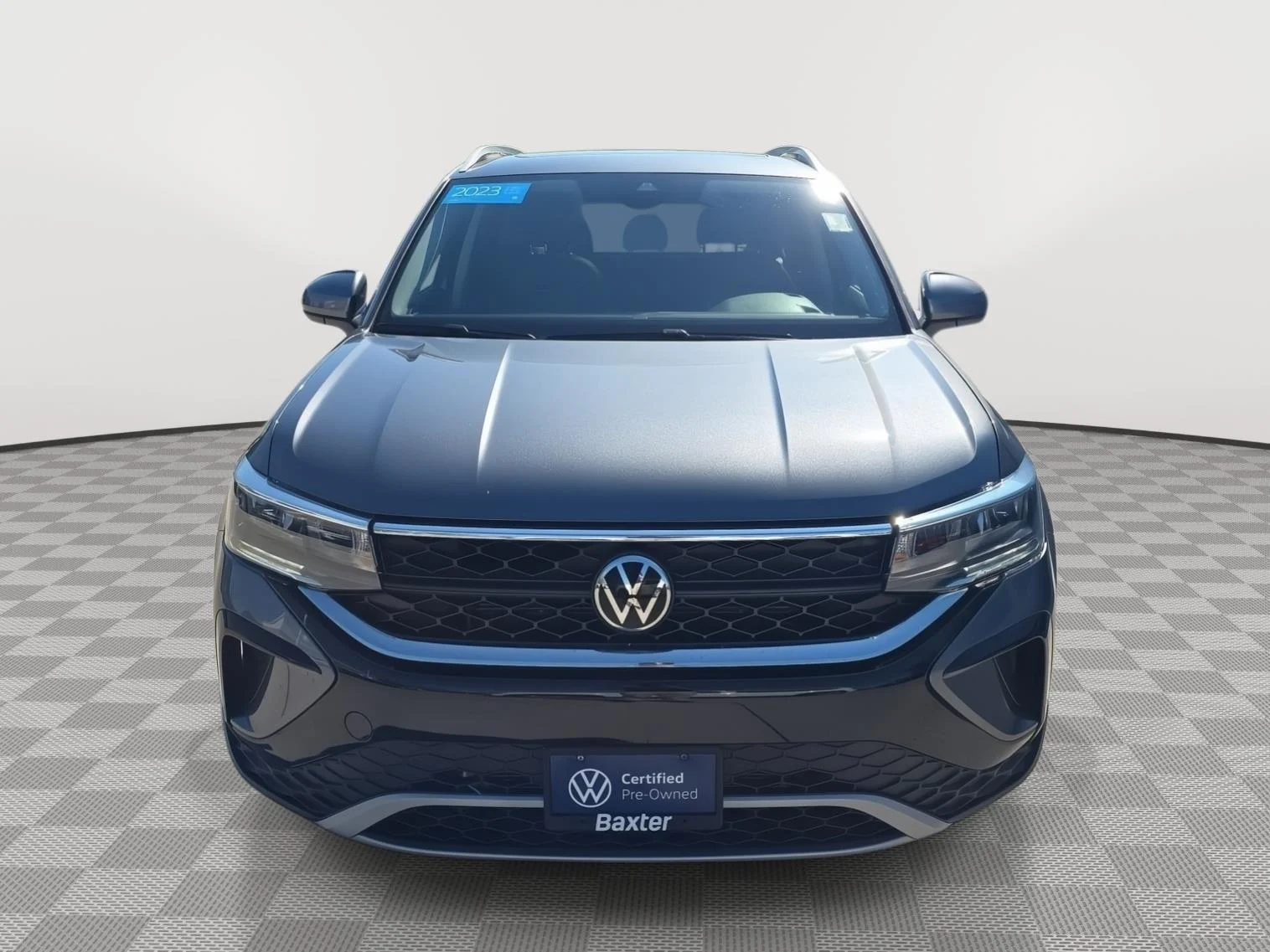 Used 2023 GRAY Volkswagen SE image 23