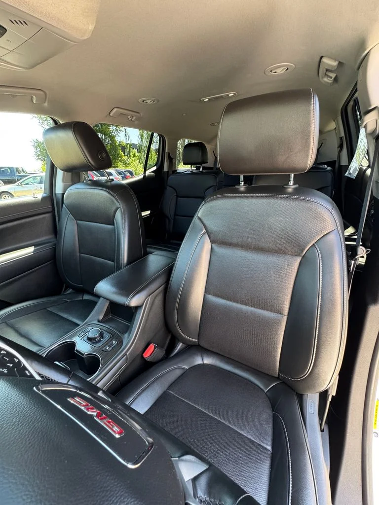 Used 2023 Summit White GMC SLT image 41