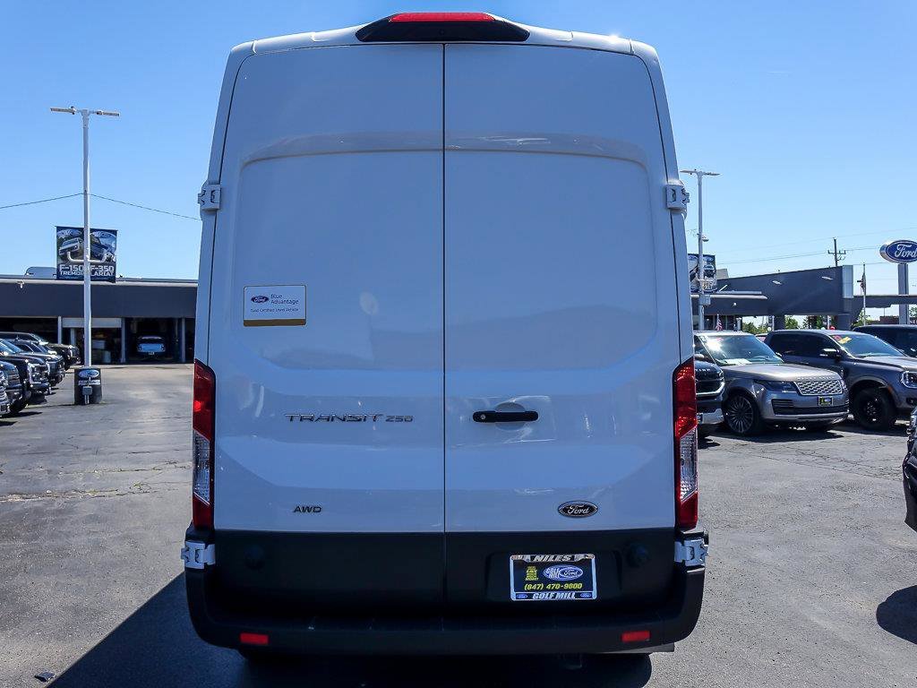 Used 2025 White Ford Base image 8