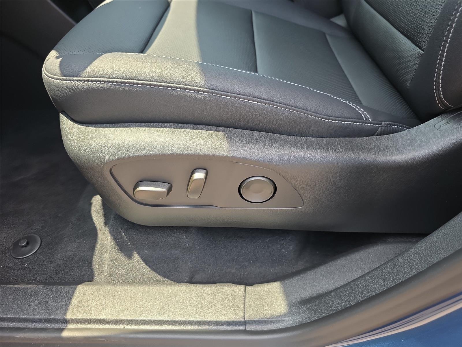 2026 Chevrolet Traverse LT - Photo 11