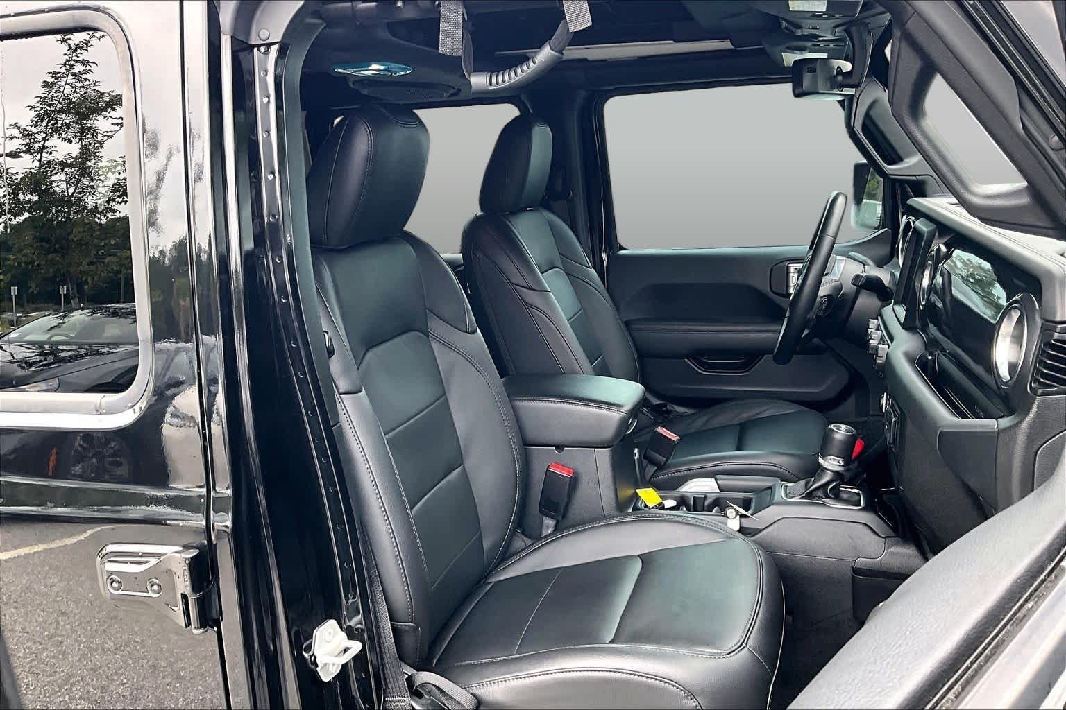 Used 2021 Black Clearcoat Jeep Unlimited Sahara Altitude image 9