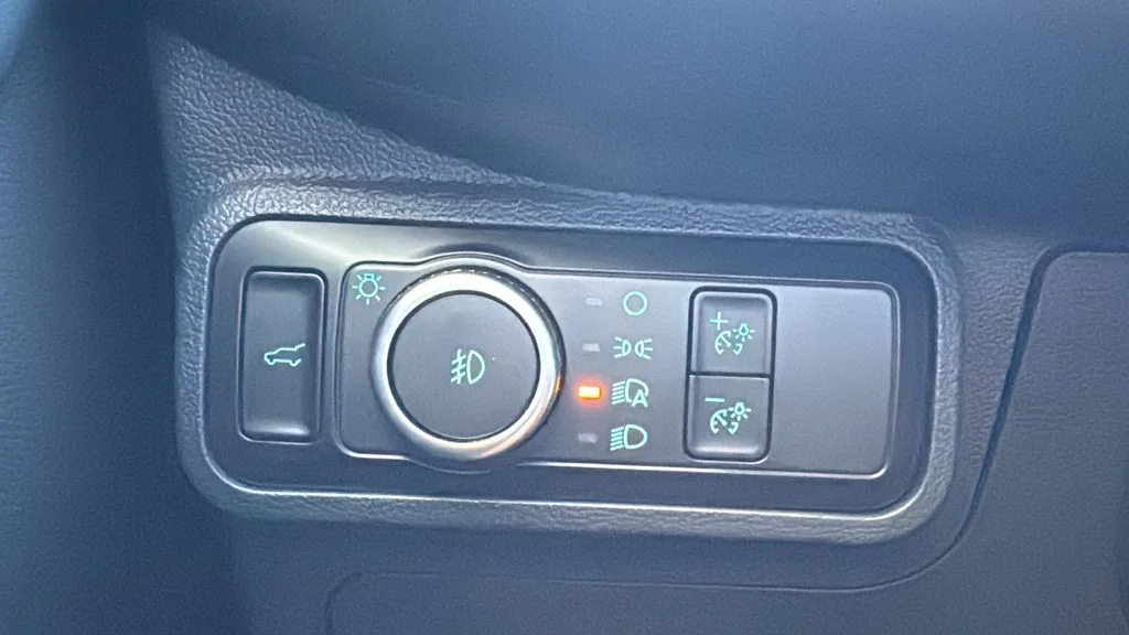 New 2026 Vapor Blue Metallic Ford Tremor® image 12