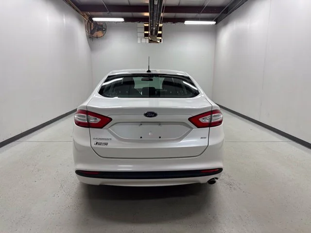 Used 2013 White Ford SE image 5