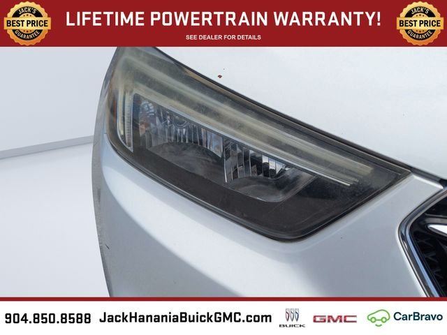 Used 2017 White Buick Preferred II image 9