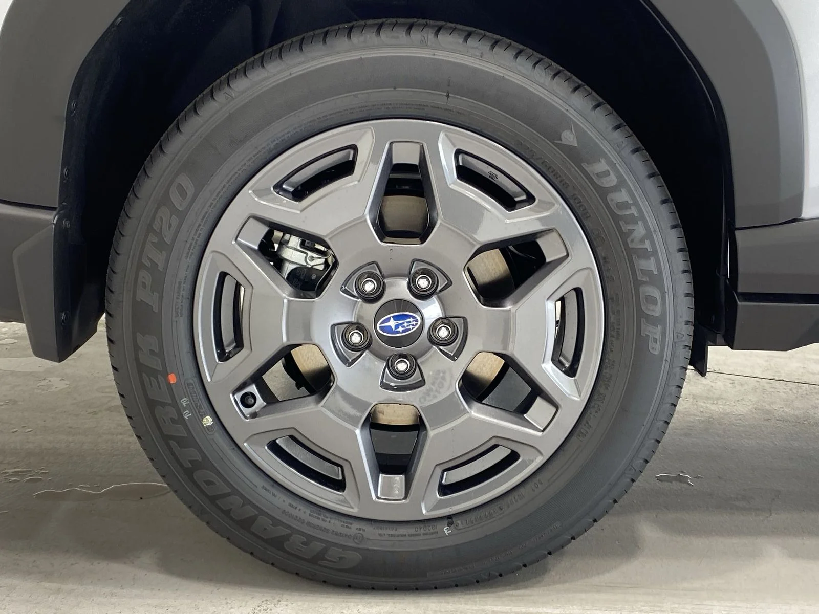 New 2026 ICE SILVER METALLIC Subaru Premium image 10