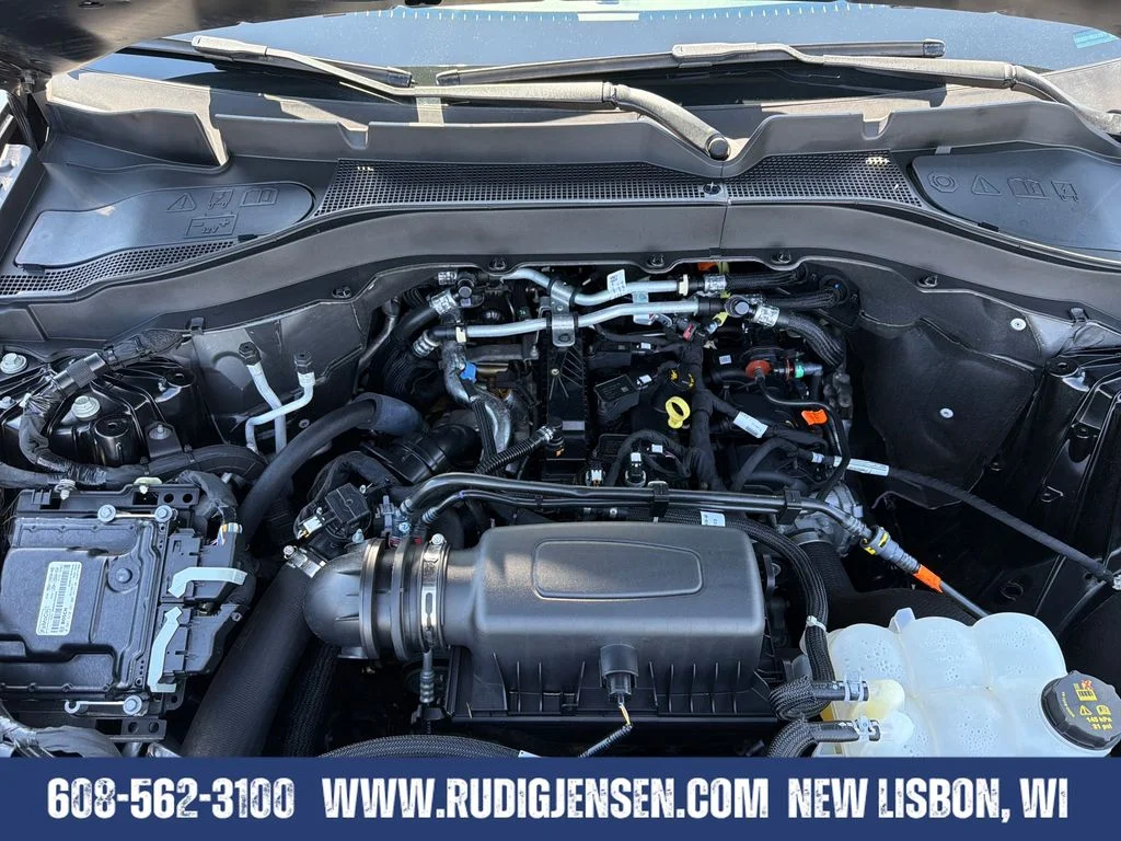 Used 2024 Blue Ford XLT image 21