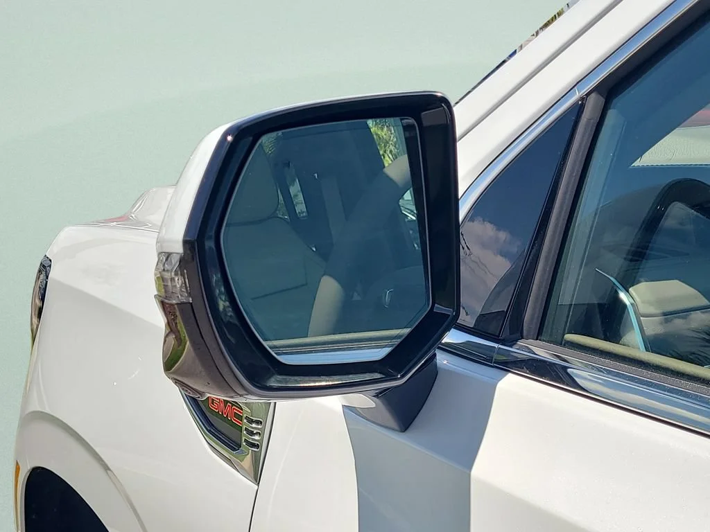 New 2026 Glacier White Tricoat GMC Denali image 25