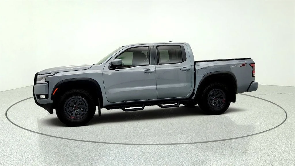 Used 2025 Boulder Gray Pearl Nissan Crew Cab 4x2 PRO-X w/ Step Rails & Remote Start image 9