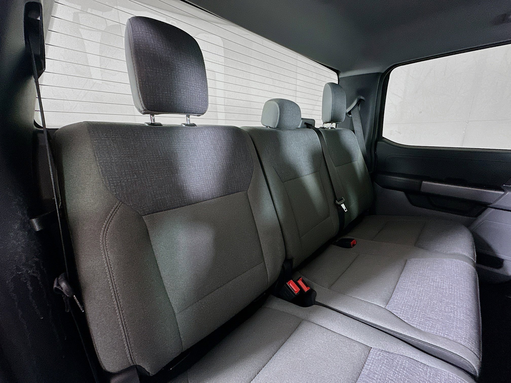 Used 2025 Gray Metallic Ford XLT image 24