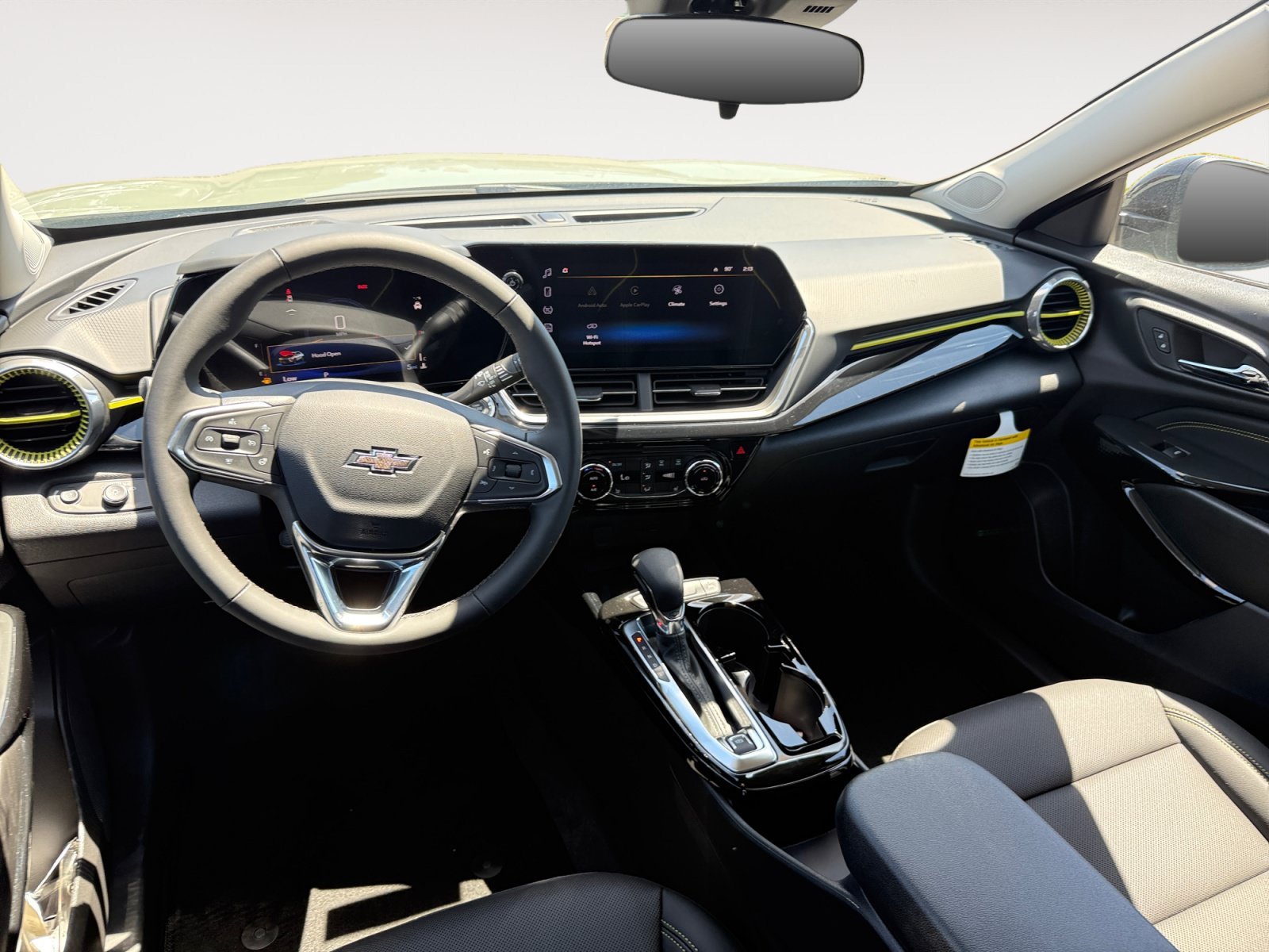 2026 Chevrolet Trax Activ - Photo 15