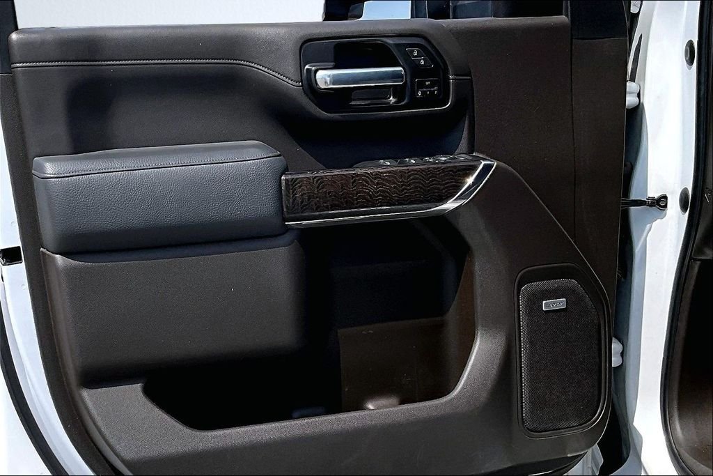 Used 2020 White GMC Denali image 16