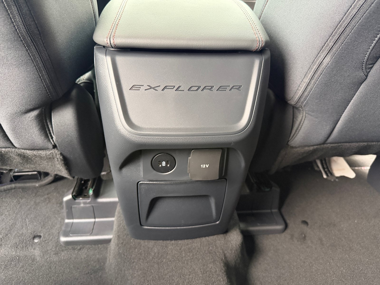 New 2027 Avalanche Gray Ford Active image 24