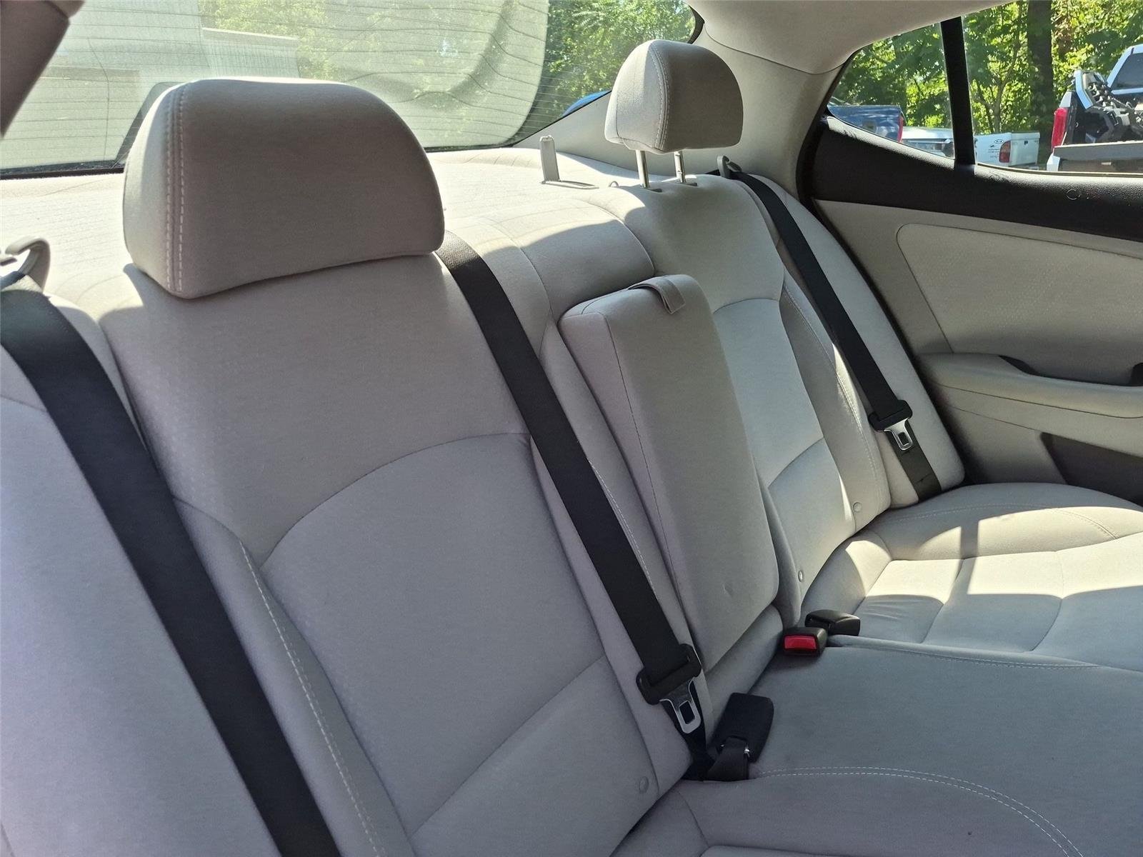 Used 2015 Ebony Black Kia LX image 33