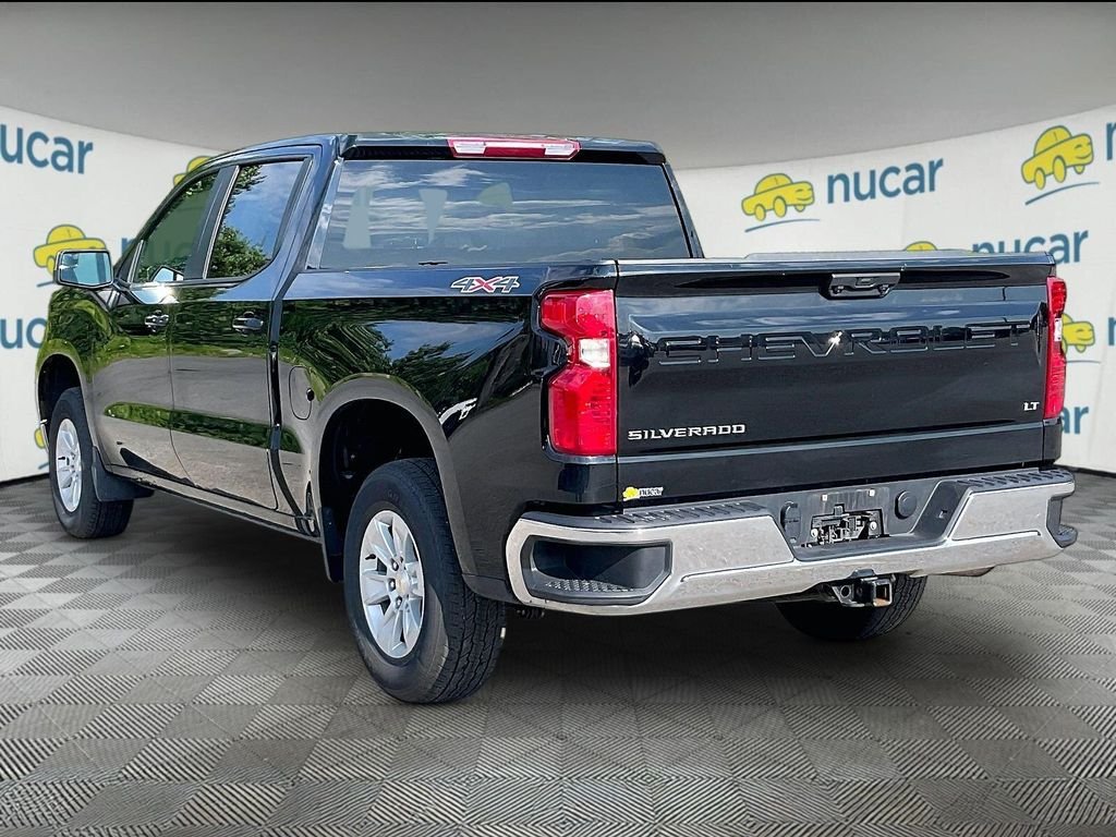 Used 2025 Black Chevrolet LT image 4