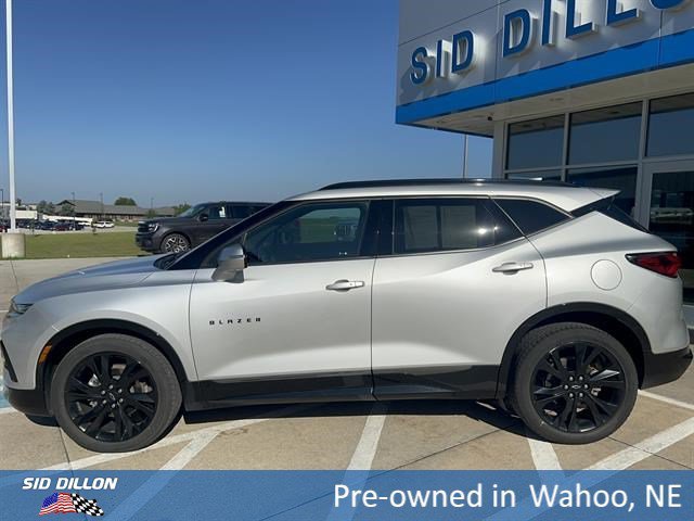 Used 2021 Silver Ice Metallic Chevrolet RS image 2