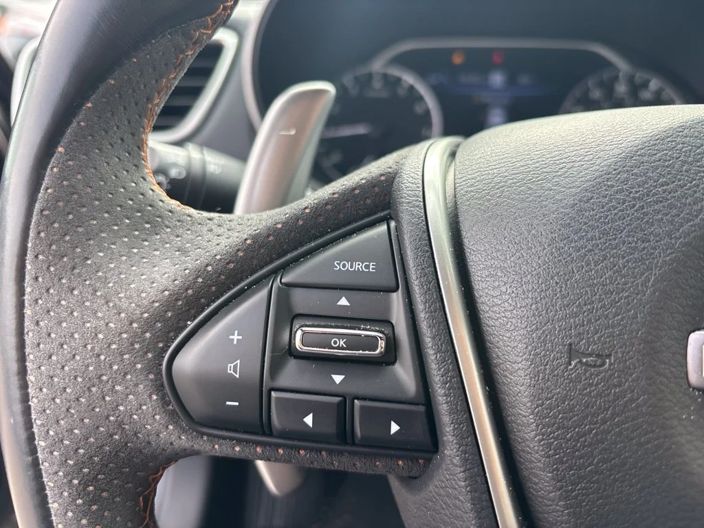 Used 2023 Gray Nissan SR image 10