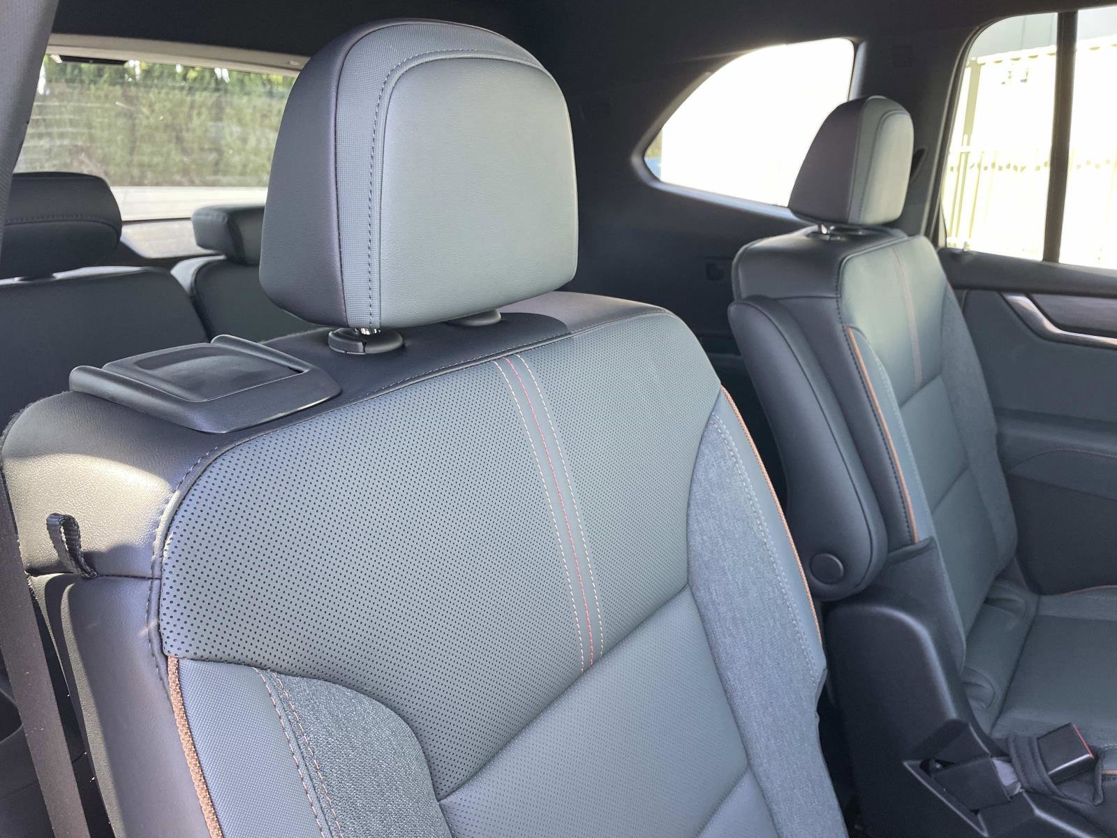 2026 GMC Acadia AT4 - Photo 25