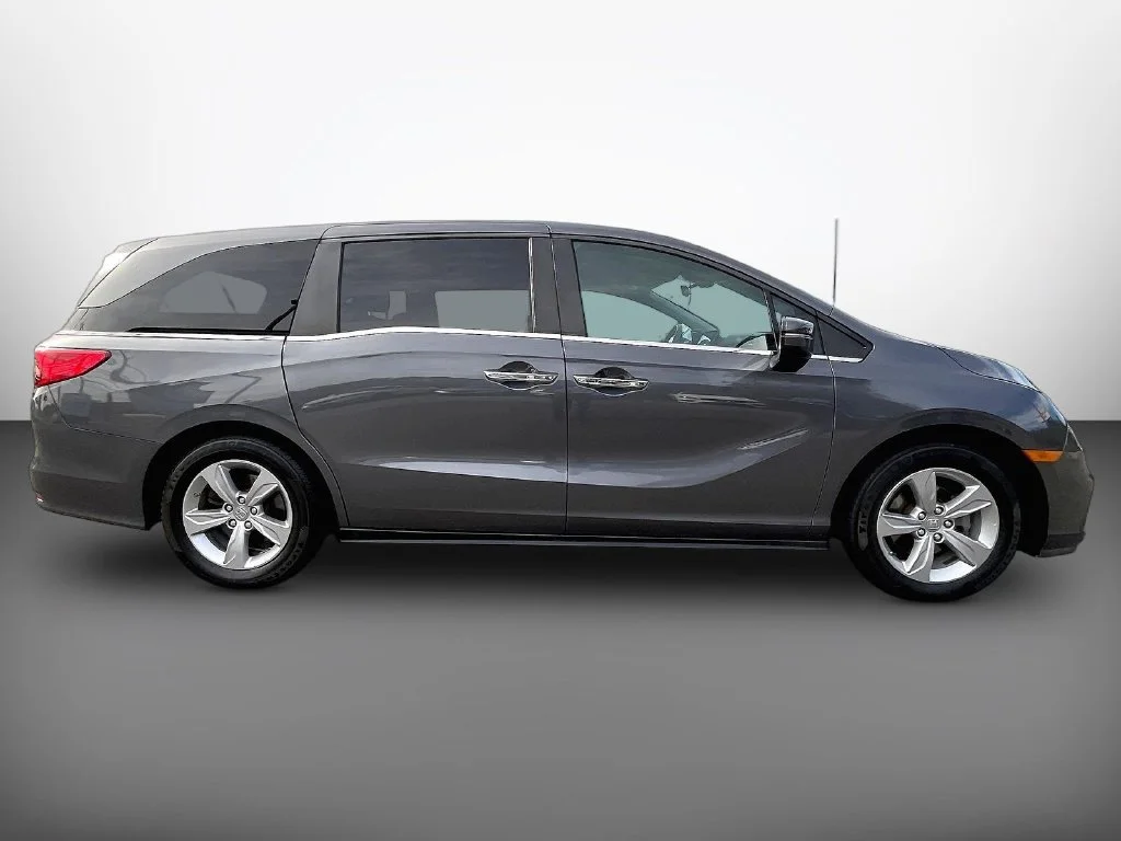 Used 2020  Honda EX image 8