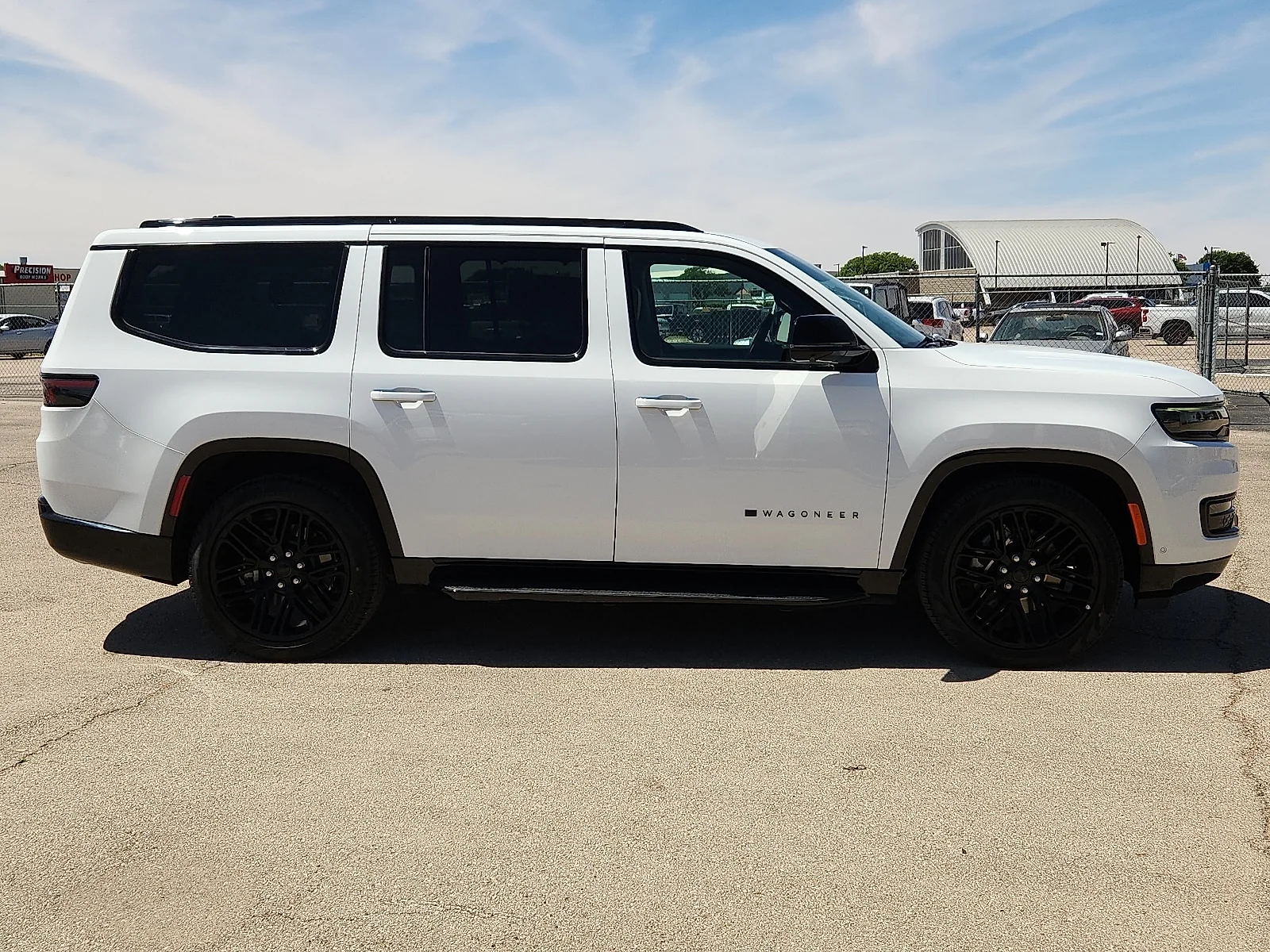 New 2025 Bright White Clear-Coat  Paint Jeep CARBIDE 4X4 image 5