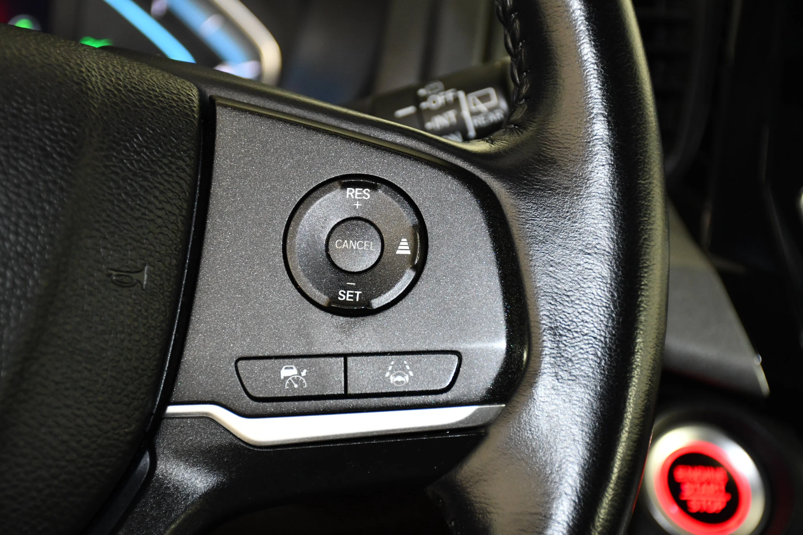 Used 2022 Lunar Silver Metallic Honda EX-L image 21
