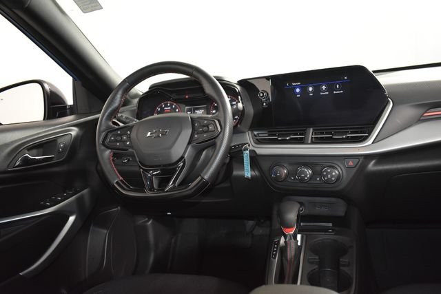 Used 2025 Blue Chevrolet 1RS image 19