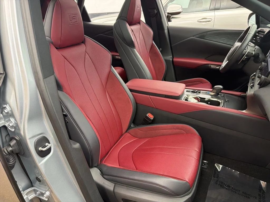 Used 2024 Silver Lexus 500h F SPORT Performance image 27
