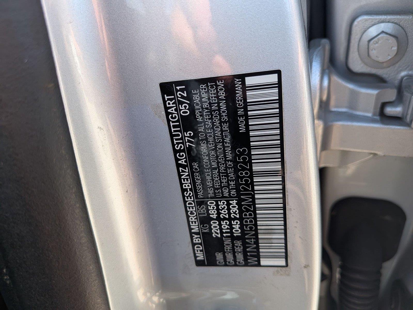 Used 2021 Iridium Silver Metallic Mercedes-Benz AMG® GLA 35 image 38