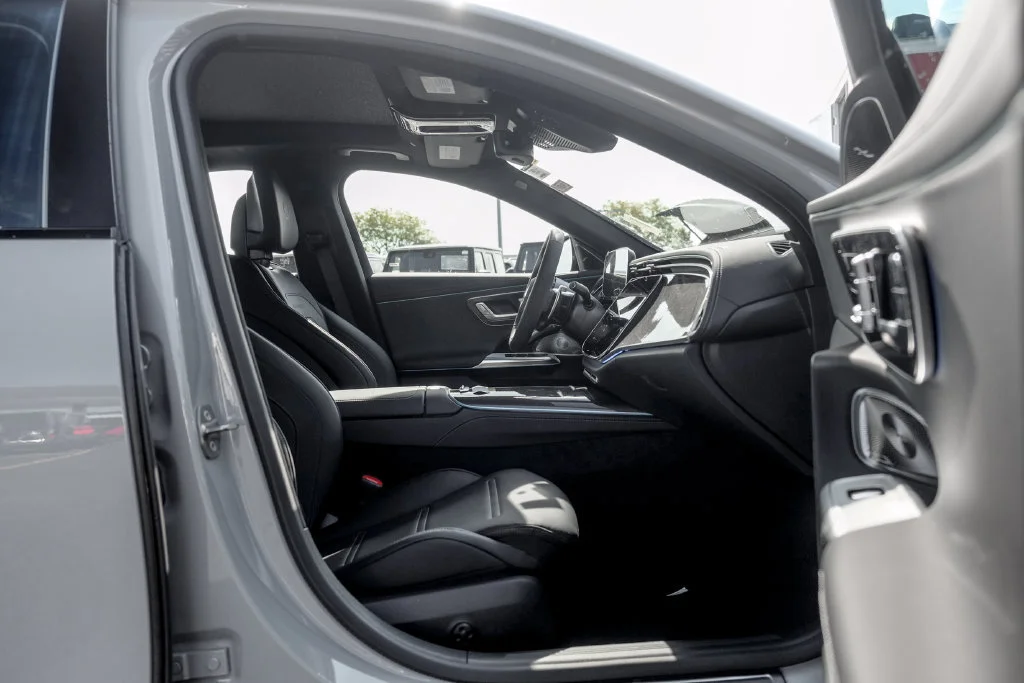 New 2027 MANUFAKTUR Alpine Grey Mercedes-Benz E 53 AMG® image 57