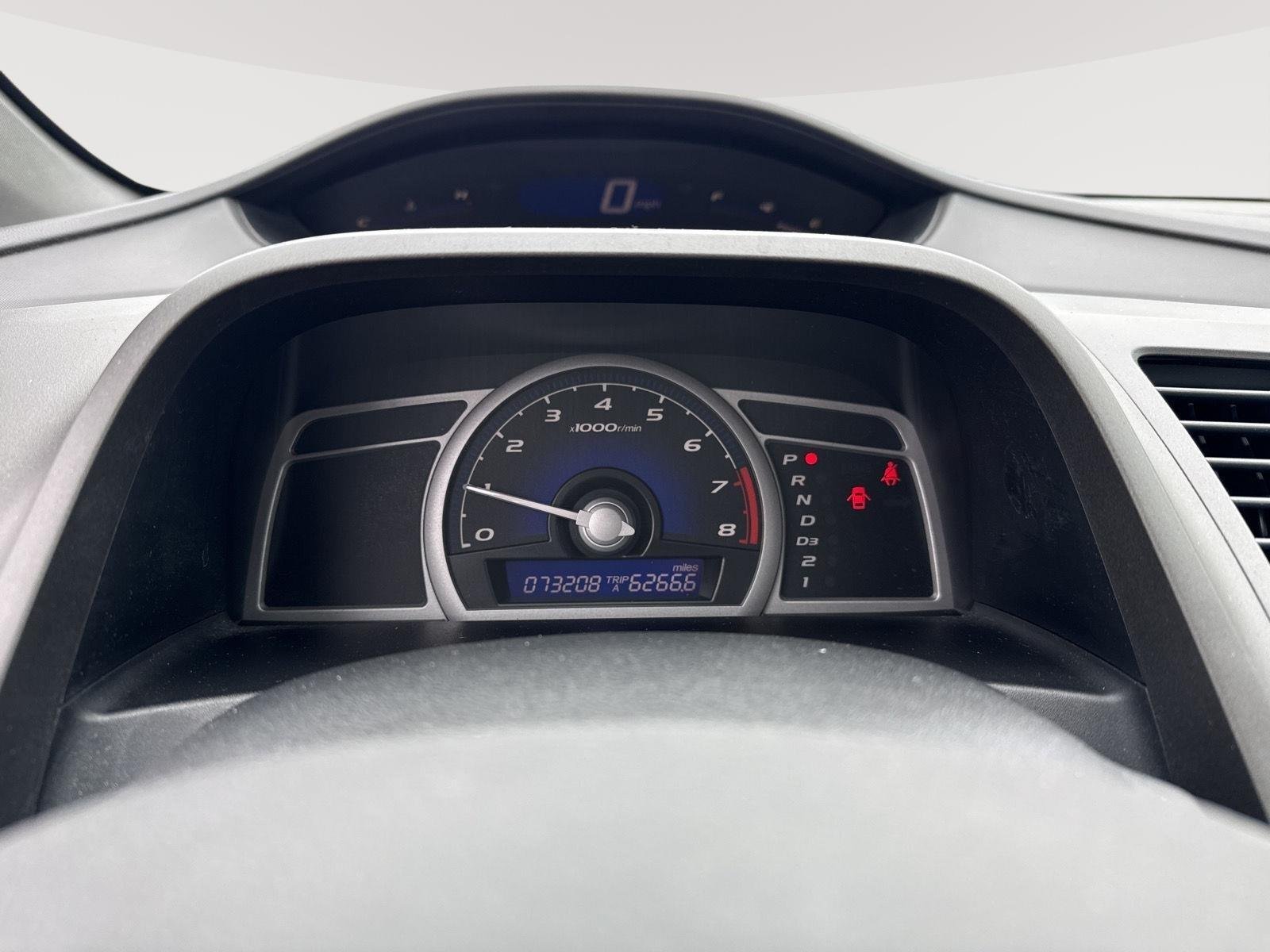 Used 2008 Alabaster Silver Metallic Honda LX image 2