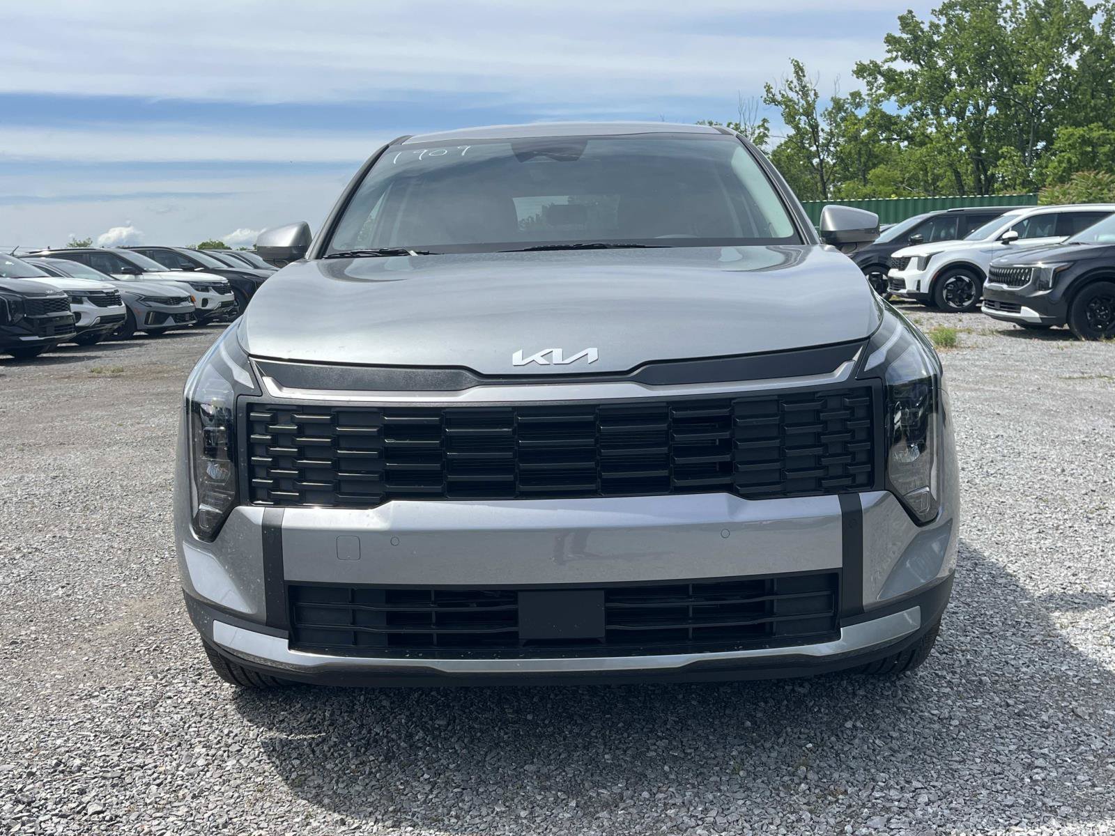 New 2026 Steel Gray Kia LX image 2