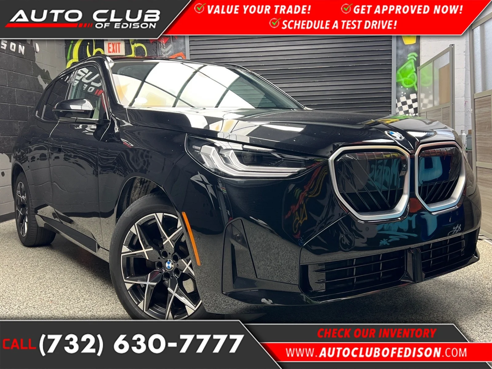 Used 2025 Black Sapphire Metallic (475) BMW 30 xDrive image 1