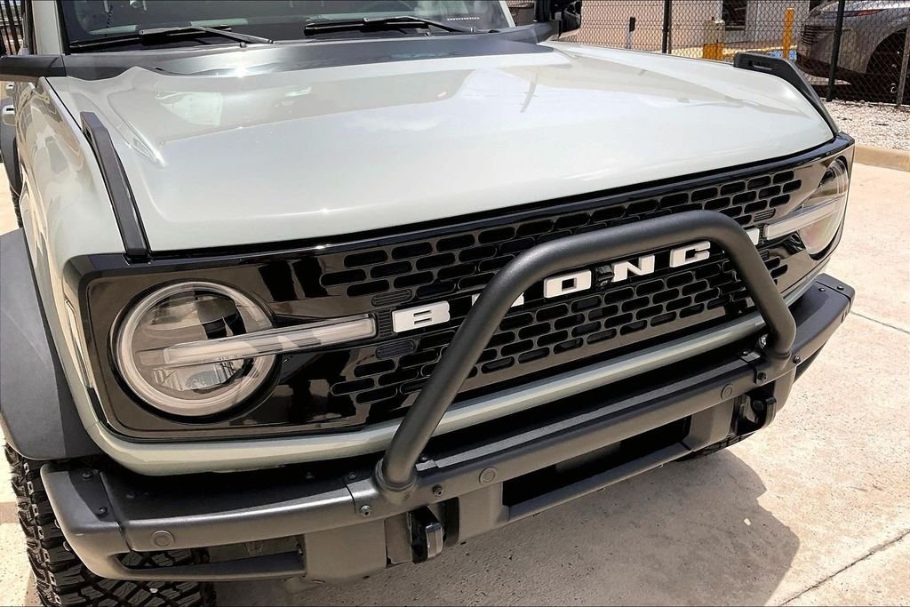 Used 2021 Green Ford Wildtrak image 26