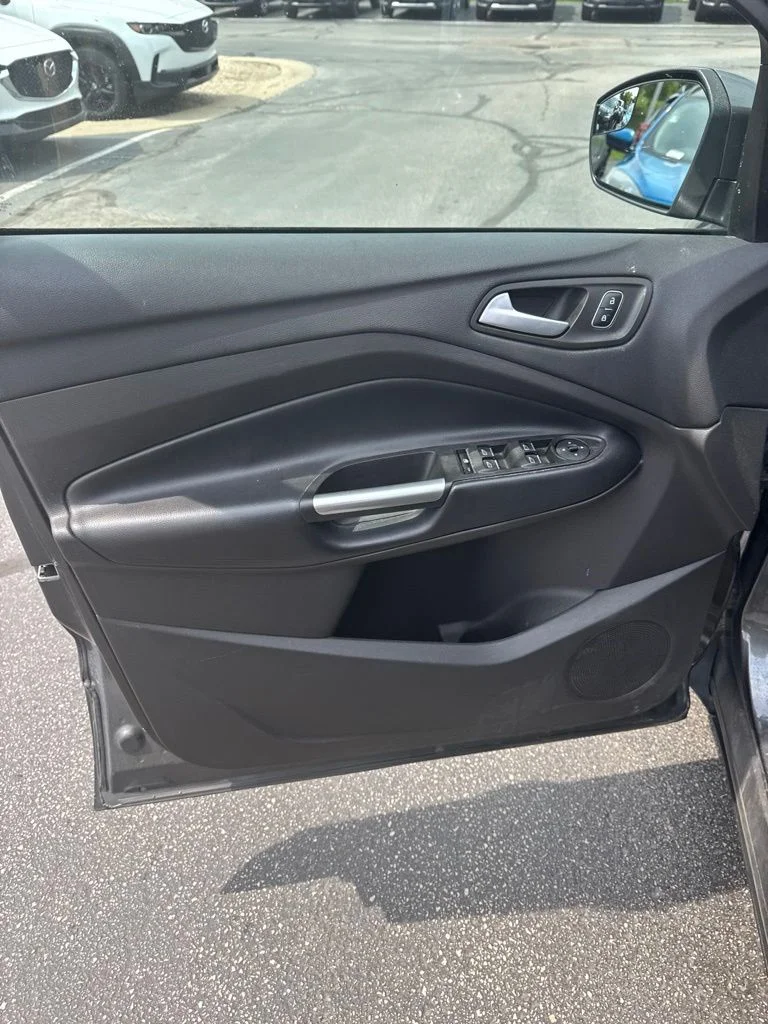 Used 2019 Gray Ford SE image 8