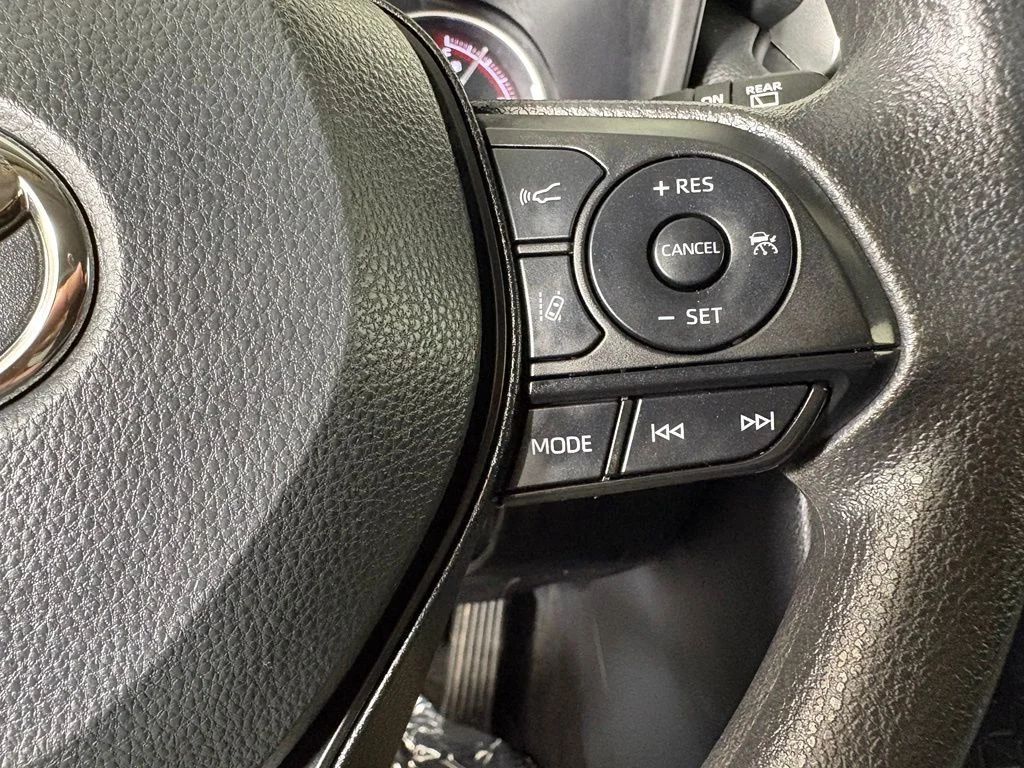 Used 2025 Red Toyota XLE image 29