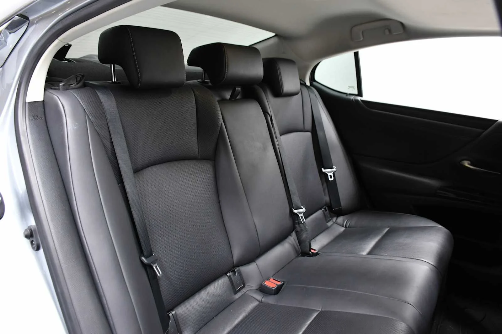 Certified Used 2022 IRIDIUM Lexus  image 25