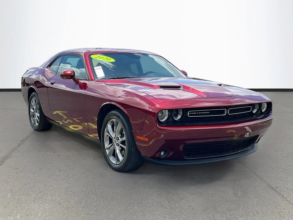 2021 Dodge Challenger SXT