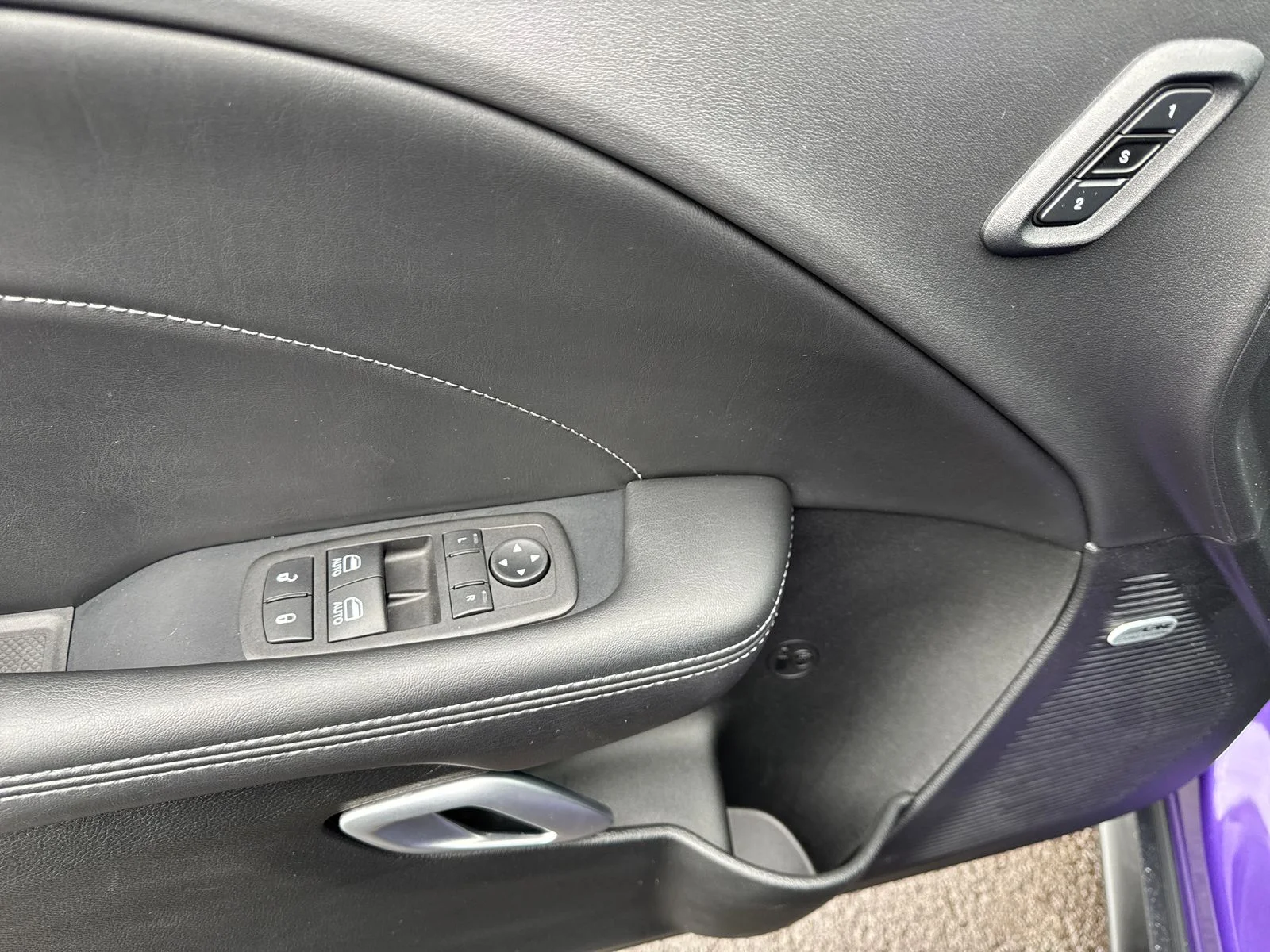 Used 2023 Plum Dodge R/T Scat Pack image 17